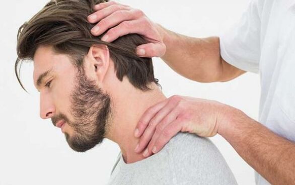 La terapia manuale può alleviare i sintomi dell'osteocondrosi del collo